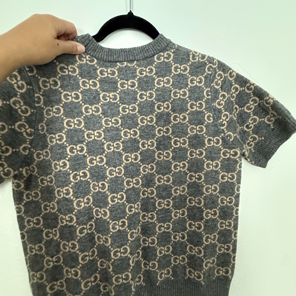 GG Logo Knit Sweater in Gray and Beige - Picture 3 of 3